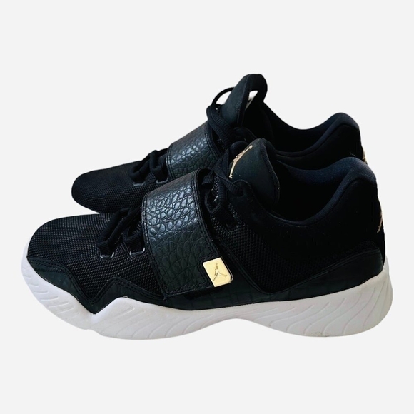 Air Jordan J23 Black Metallic Gold White Leather Men’s Sneakers 8.5 - Picture 6 of 7